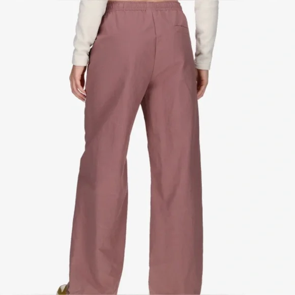 Nike Pink Track Pants with High-Rise Waist - Picture 3 of 16